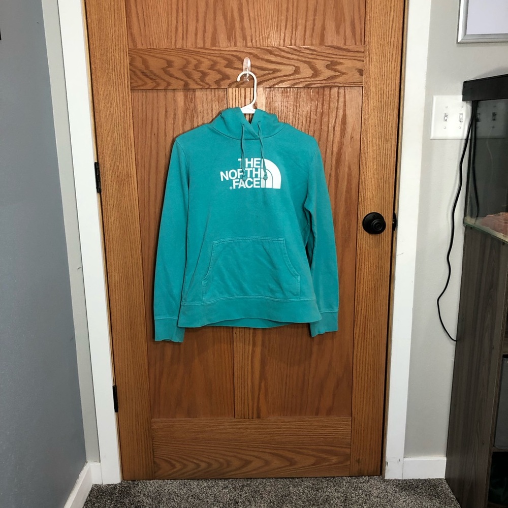 Blue north face sweatshirt
